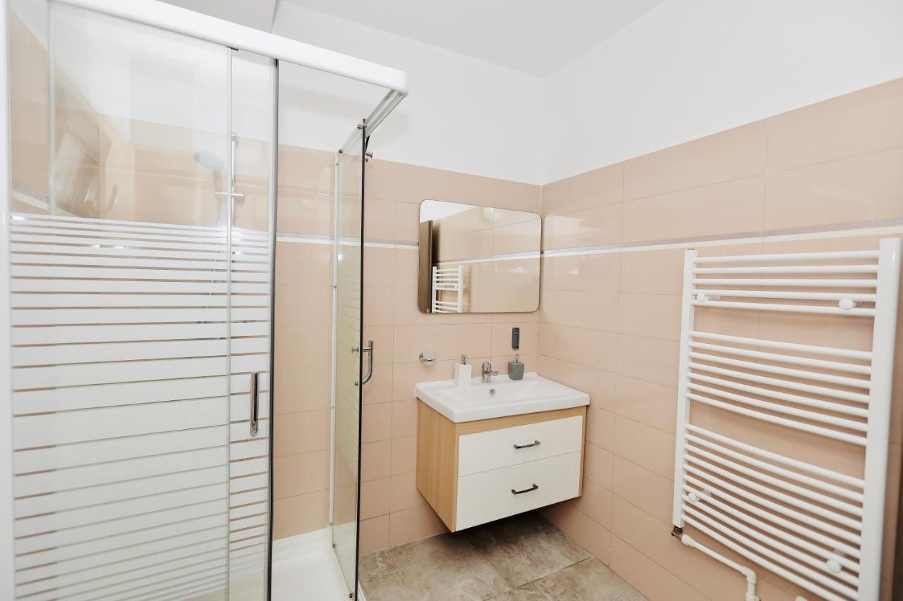 Casa Golopenta Hotel Baile Herculane Ngoại thất bức ảnh
